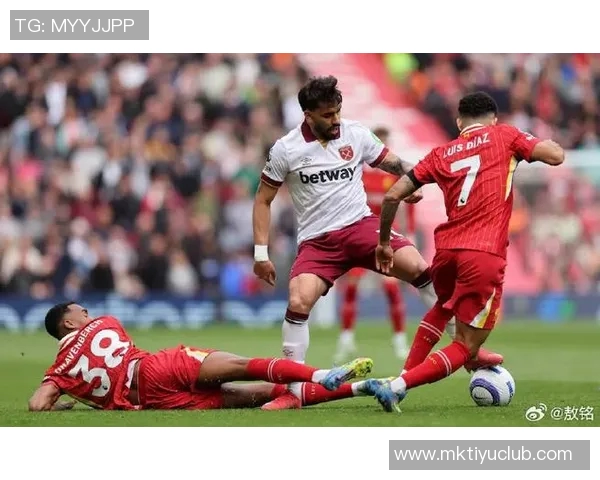 利物浦与西汉姆半场战成平局射门数据略占优势